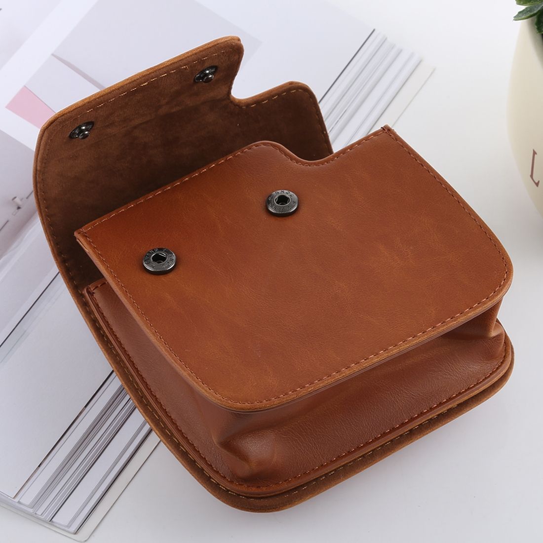Retro Style Full Body Camera PU Leather Case Bag With Strap For FUJIFILM Instax Mini 9 / Mini 8+ / Mini 8(Brown)