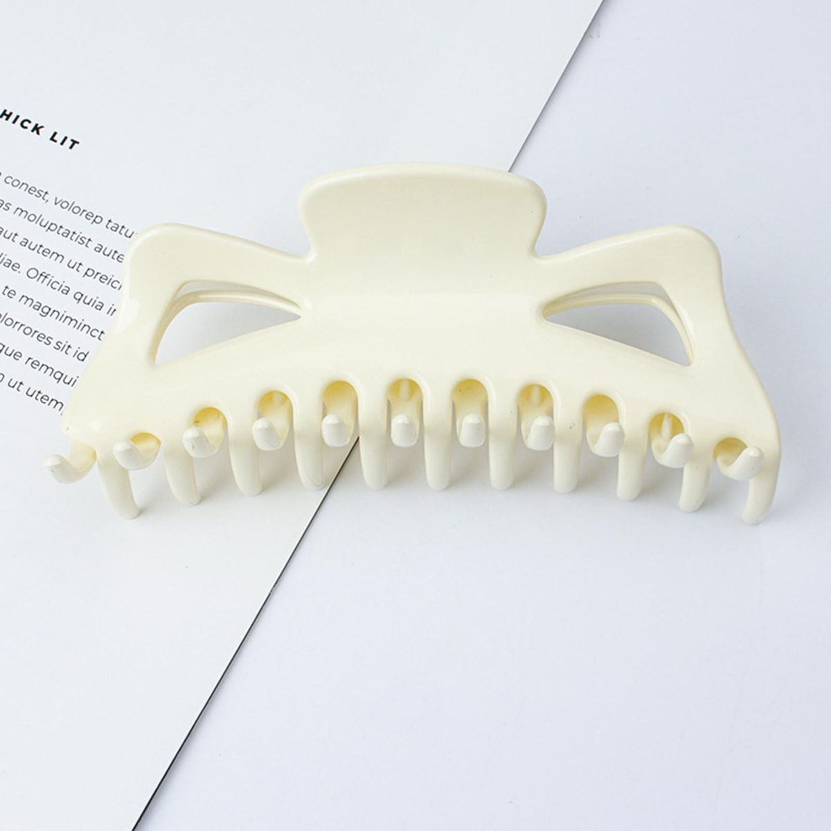 Large Hair Claw Clips Grip Clamps Hair Accessory for Women Girls Hair Styling