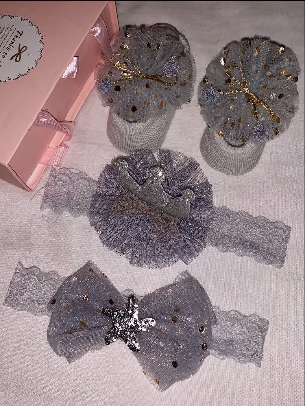 4 PC Baby Girl Headband & Bootie Set-grey2
