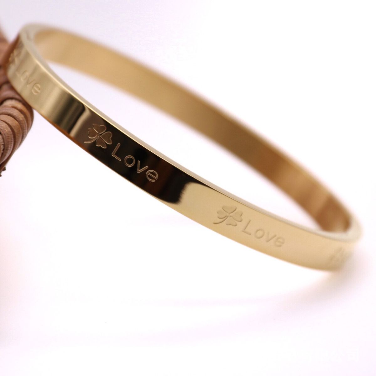 IQPC® Fashion Four Leaf Clover Ladies Bracelet Classic Valentine's Day Gift
