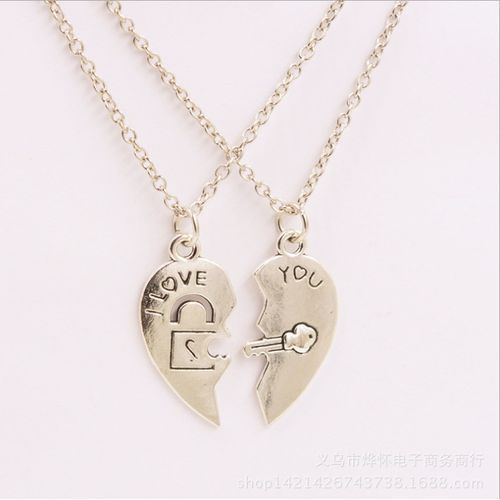Best Friends Love Heart Couple Necklace. Jewelry 2