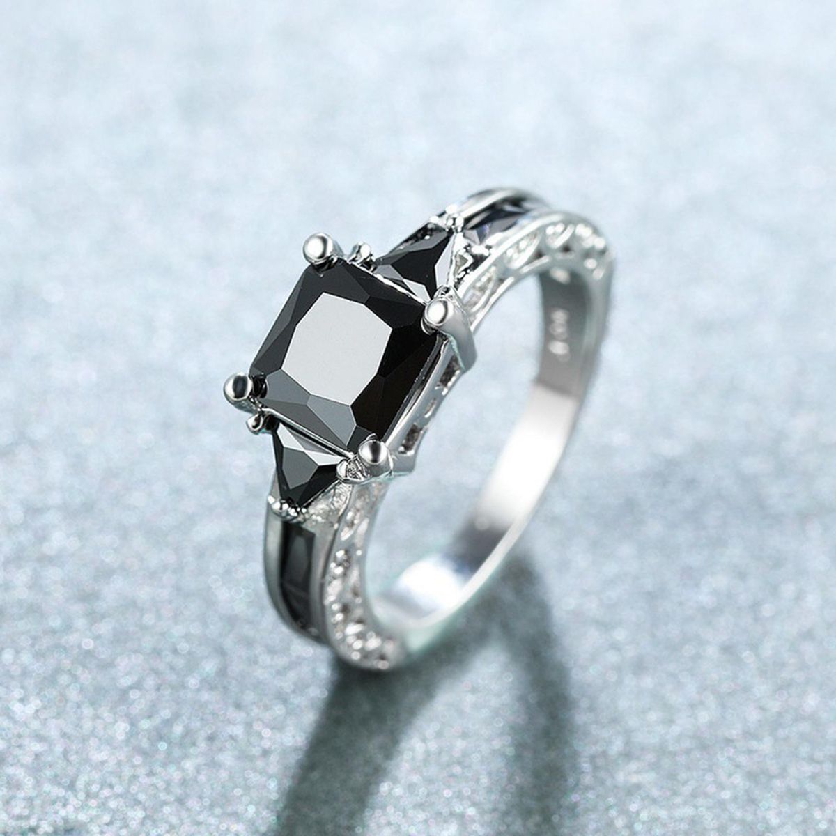 Finger Band Lady Promise Wedding Band Ring Black