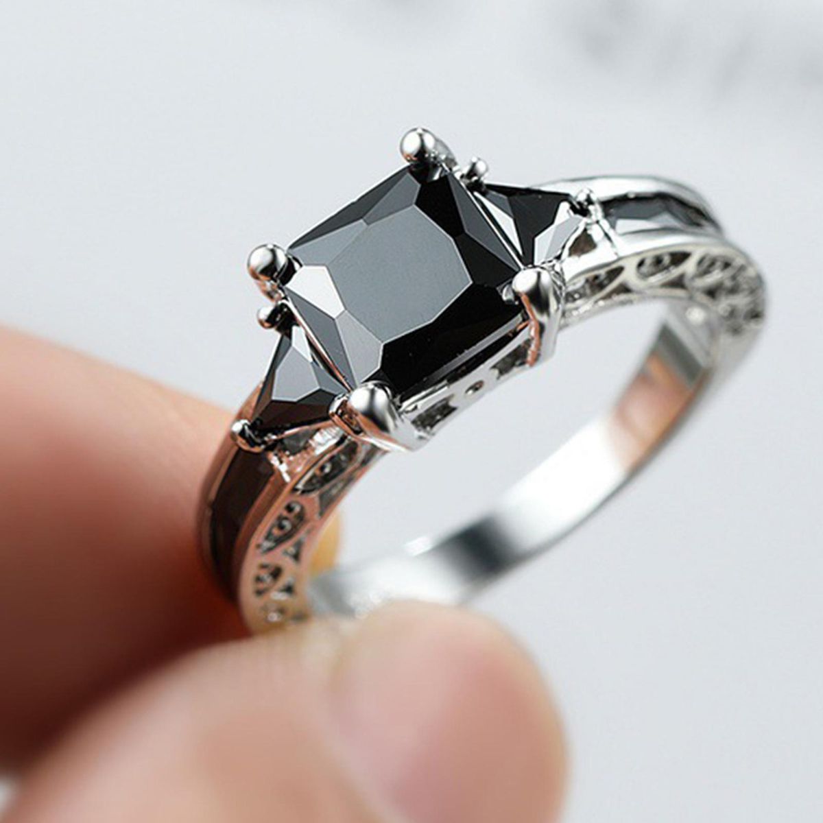 Finger Band Lady Promise Wedding Band Ring Black