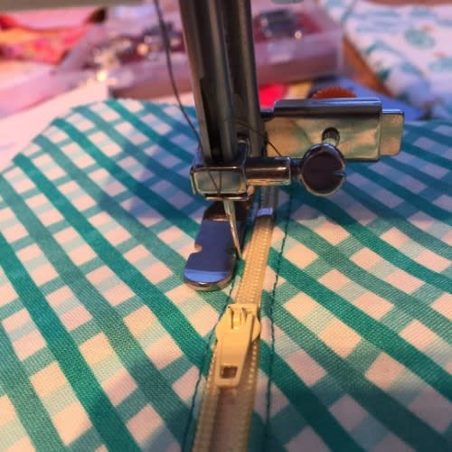 Adjustable Zipper Foot Presser Foot For Domestic Machine