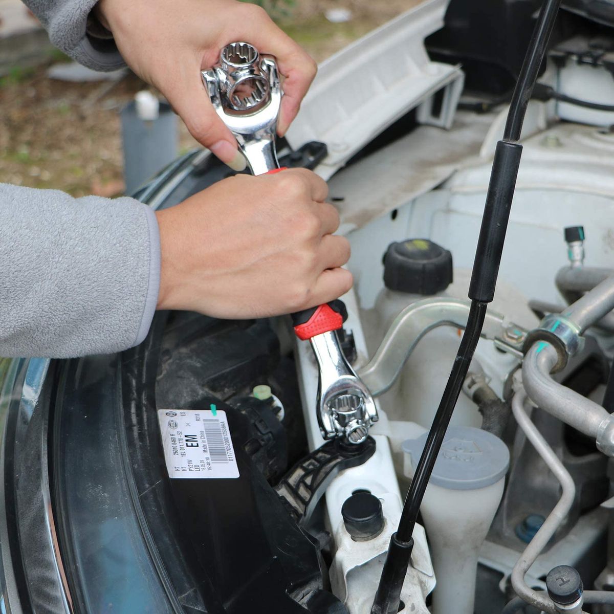 Multifunctional Tiger Multi-Socket Wrench With 6 Corners 360-Degree Rotating Head Rubber Handle