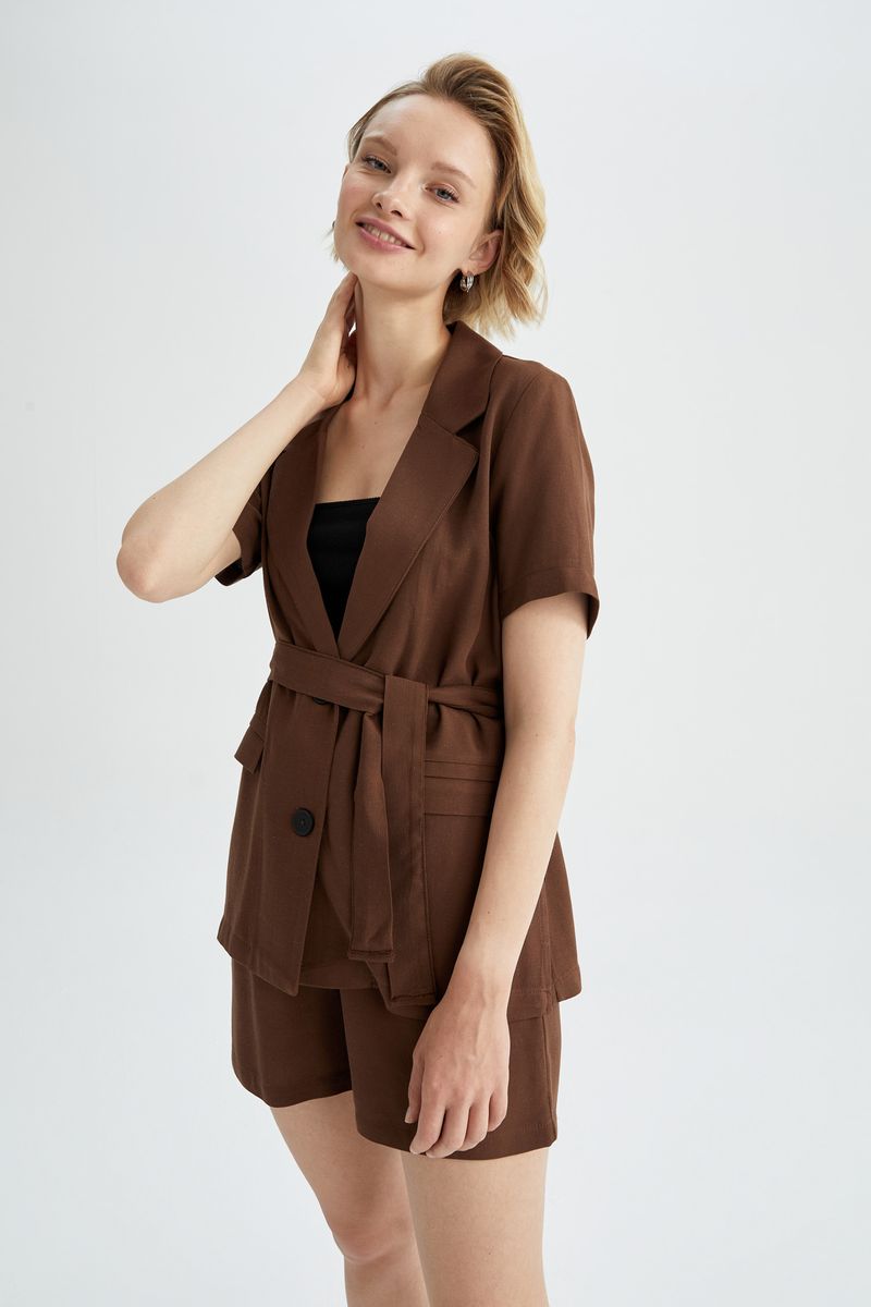 Woman Smart Casual Regular Fit Regular Short Sleeve Blazer - Brown