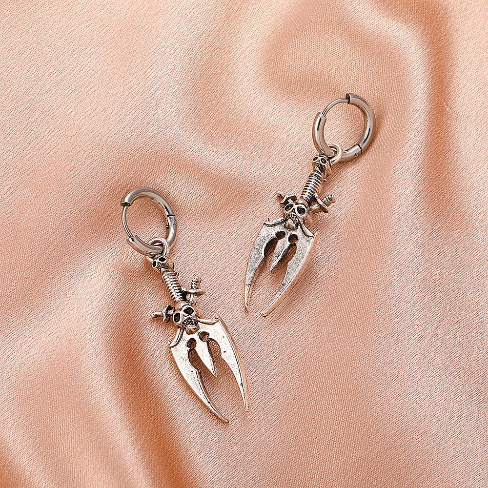 Gothic Exaggeration Skull Earrings