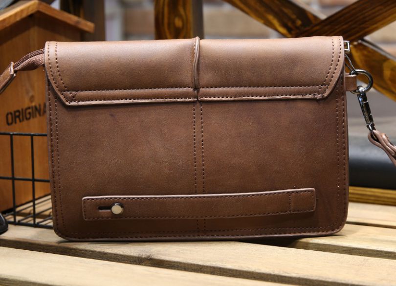 Spacious Classic Men PU Leather Clutch Bag/Wallet With Zip,Wrist Strap