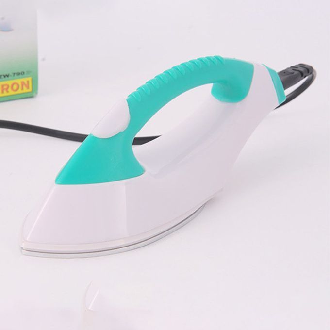 Handheld Mini Electrostatic Iron Travel Portable Heart Green