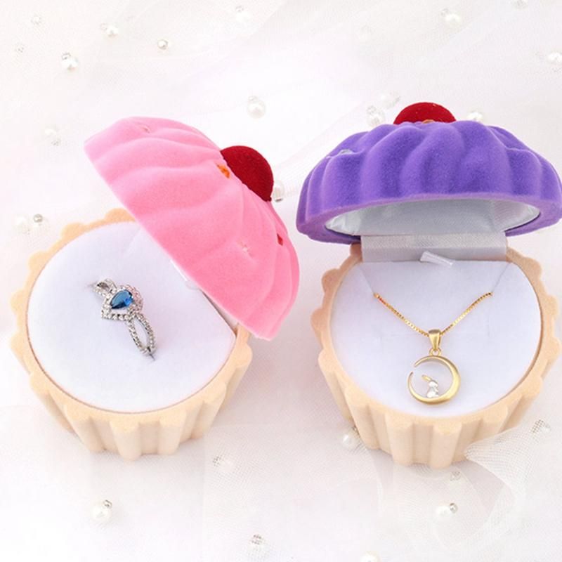 Lovely Cake Gift Box Jewelry Box Case Velvet Wedding Ring Bo