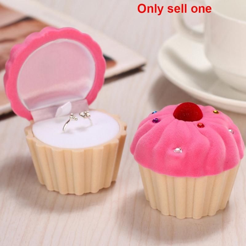 Lovely Cake Gift Box Jewelry Box Case Velvet Wedding Ring Bo