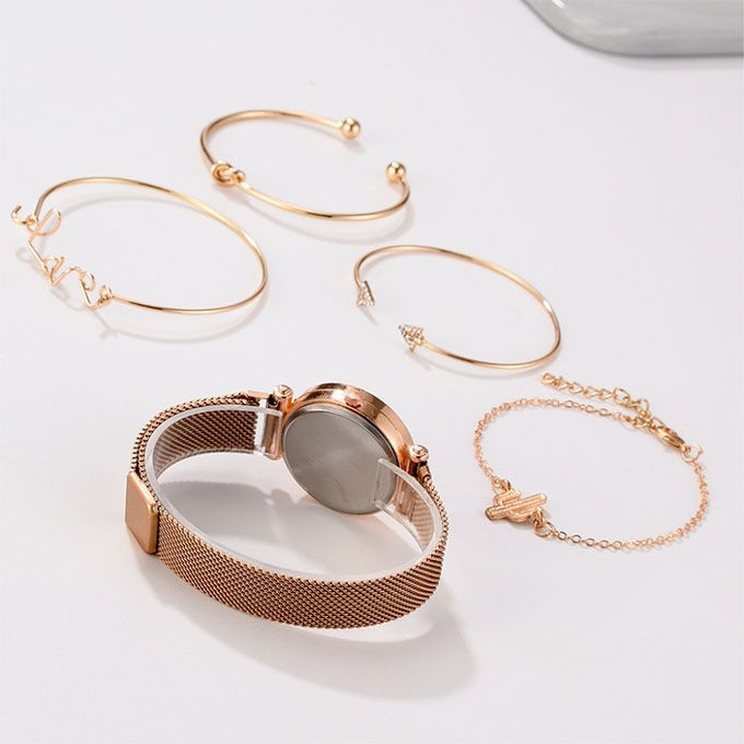 5pcs Set Luxury Women Watches Magnetic Starry Sky Ladies Quartz Wristwatch