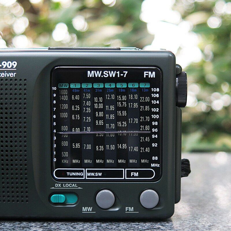 1pcs Tecsun R-909 Radio Fm Mini Radio Handheld Digital Play