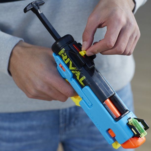 Nerf Rival Fate XXII-100 Blaster Includes 3 Nerf Rival Accu-Rounds