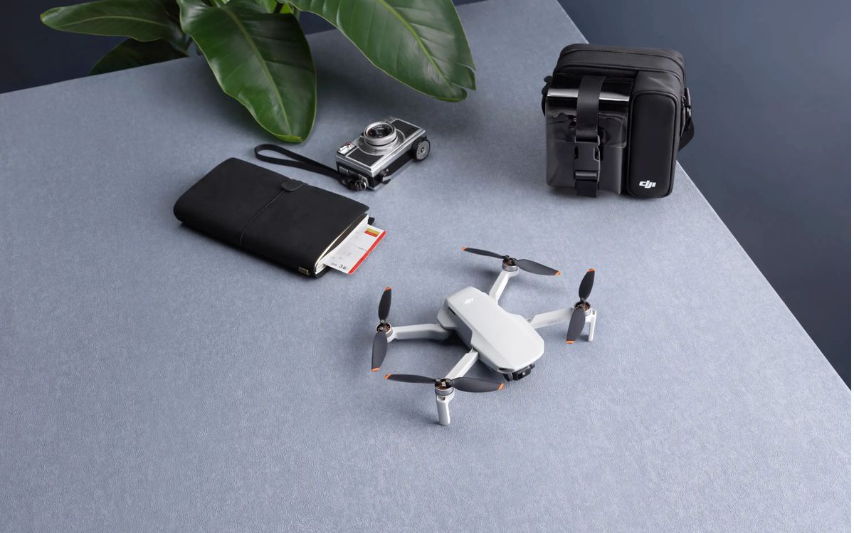 Pilot Drone Foldable 4K  Camera Quadcopter FPV