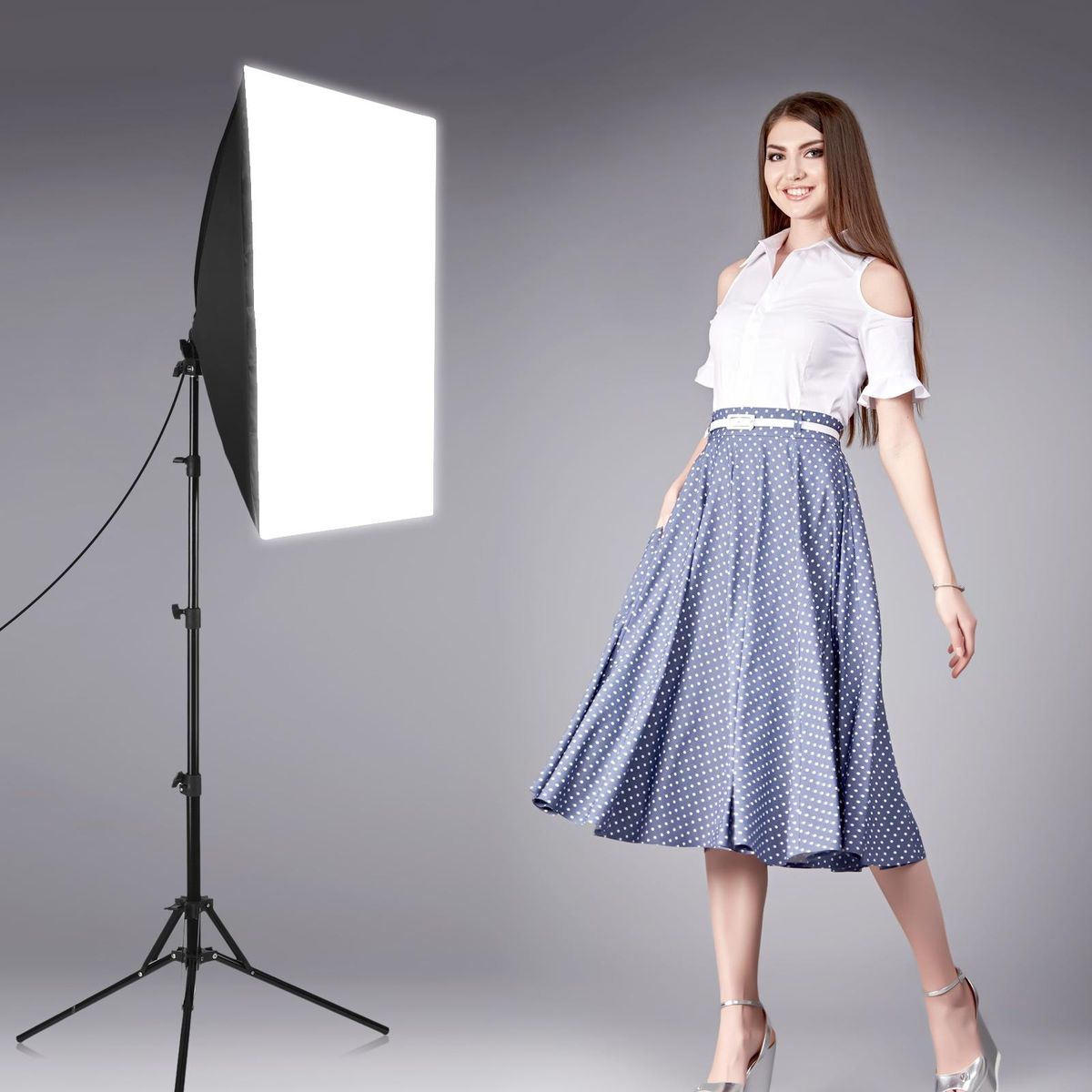 Andoer Professional Studio Photography Softbox Lighting Kit 1 28 x 20inch Softbox + 1 23W Light Bulb + 1 2m Light Stand + 1 Carrying Bag for Studio Portrait Product Video Photography