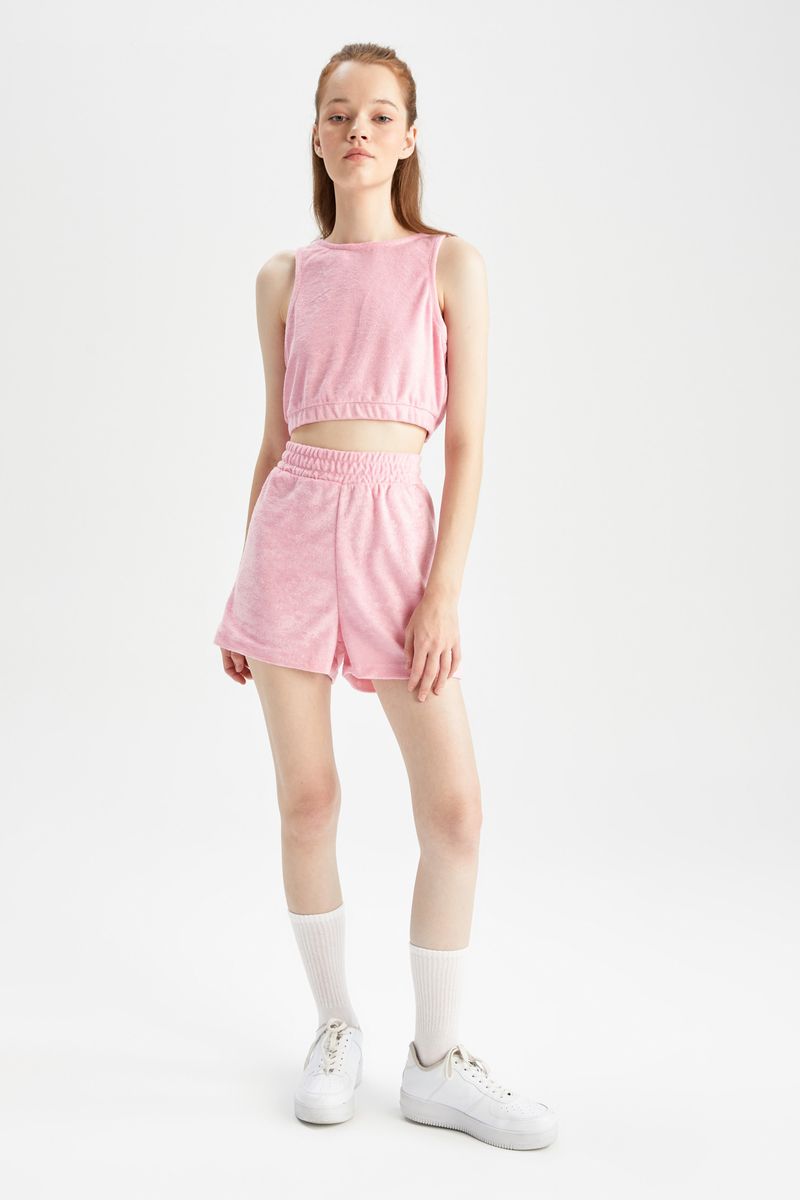 Woman Regular Fit Knitted Short-Pink