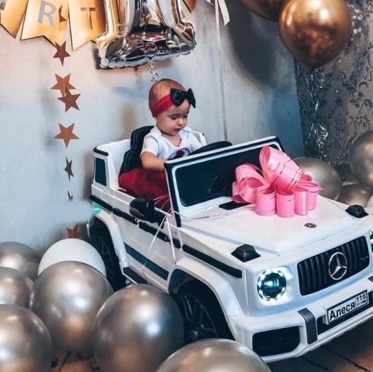 MERCEDES BENZ G63 AMG