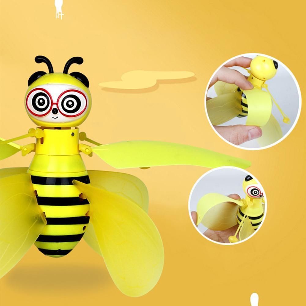 Induction Mini Bee Flying Machine Electronic Remote Gift