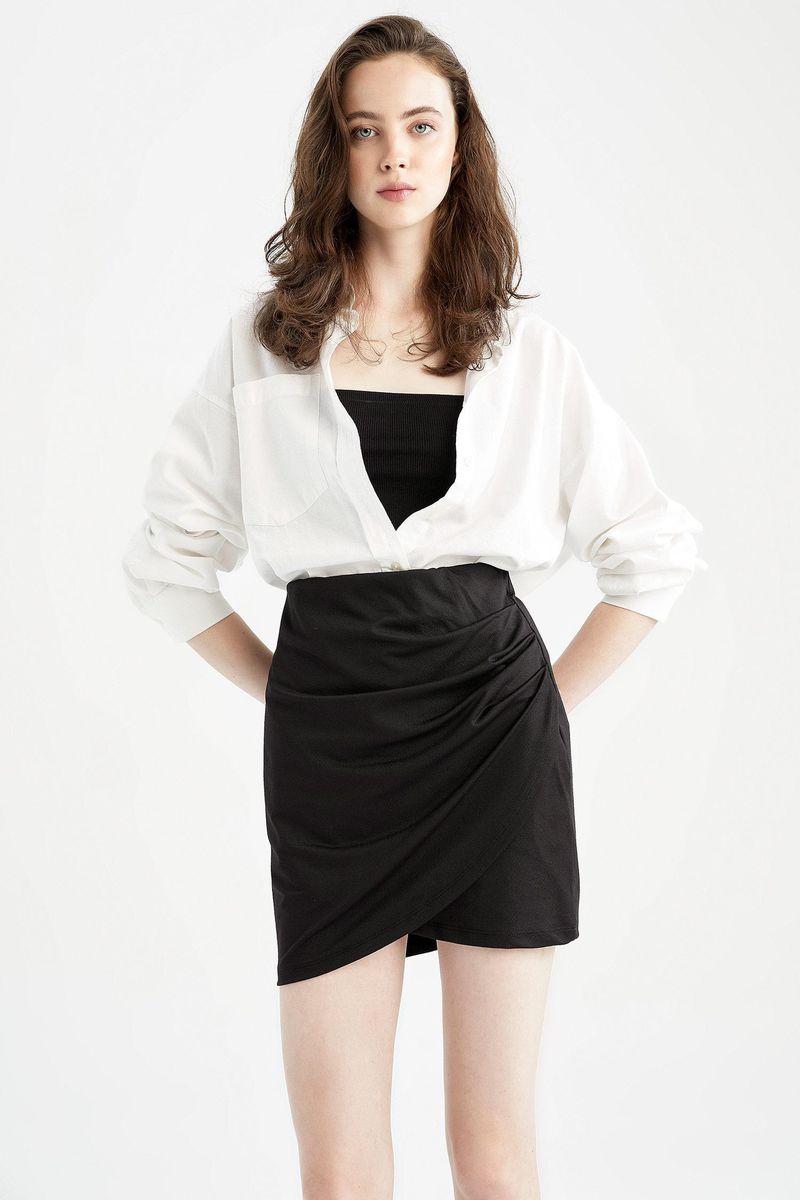Women - Slim Fit Knitted Skirt-Black