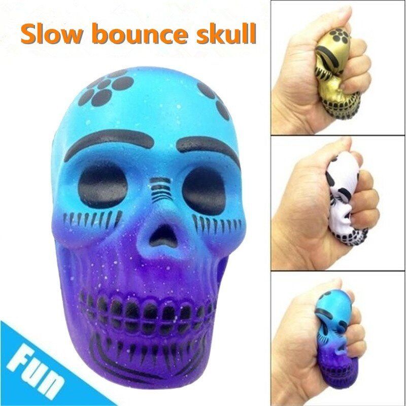Funny Skull Scented Charm Slow Rising Children Interesting Anti-Stress Toys Squeeze Toys Decompression Toys Chirstmas Gift Golden Skull {9cm * 5.5cm * 6cm}