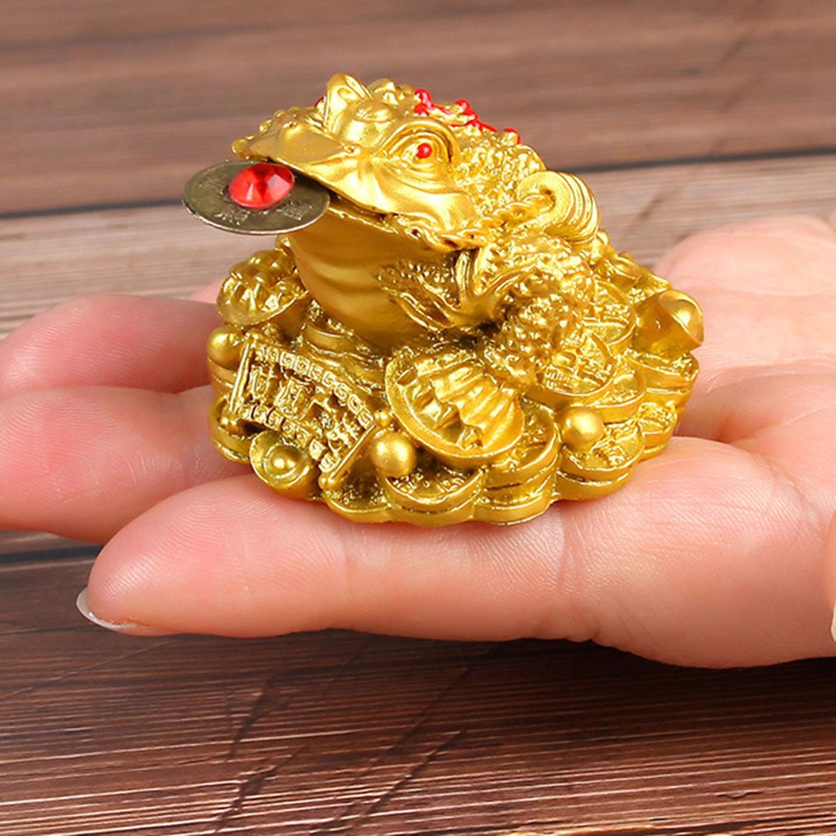 Feng Shui  Three Legged Wealth Frog Money