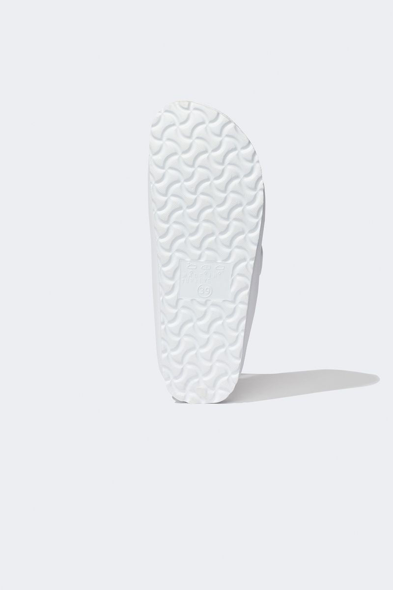 Woman Casual Slipper-Flipflop - White