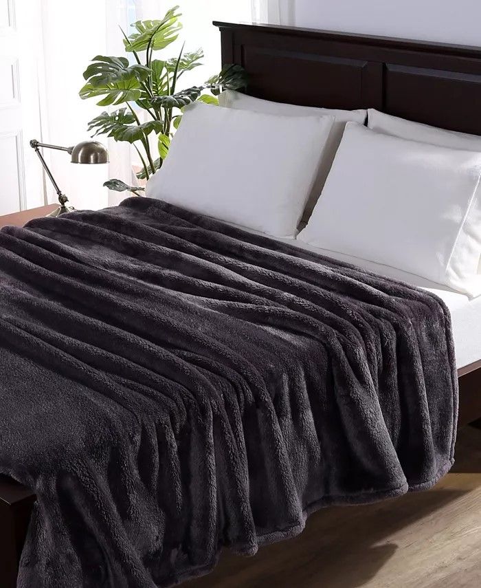 Classic Extra-Fluffy Twin Size Bed Blanket