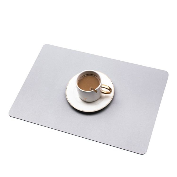 2 PCS PU Oilproof Leather Heat Insulation Placemat