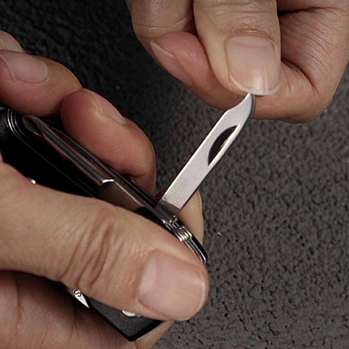 Pocket Multitool  Durable Portable  For Survival Black