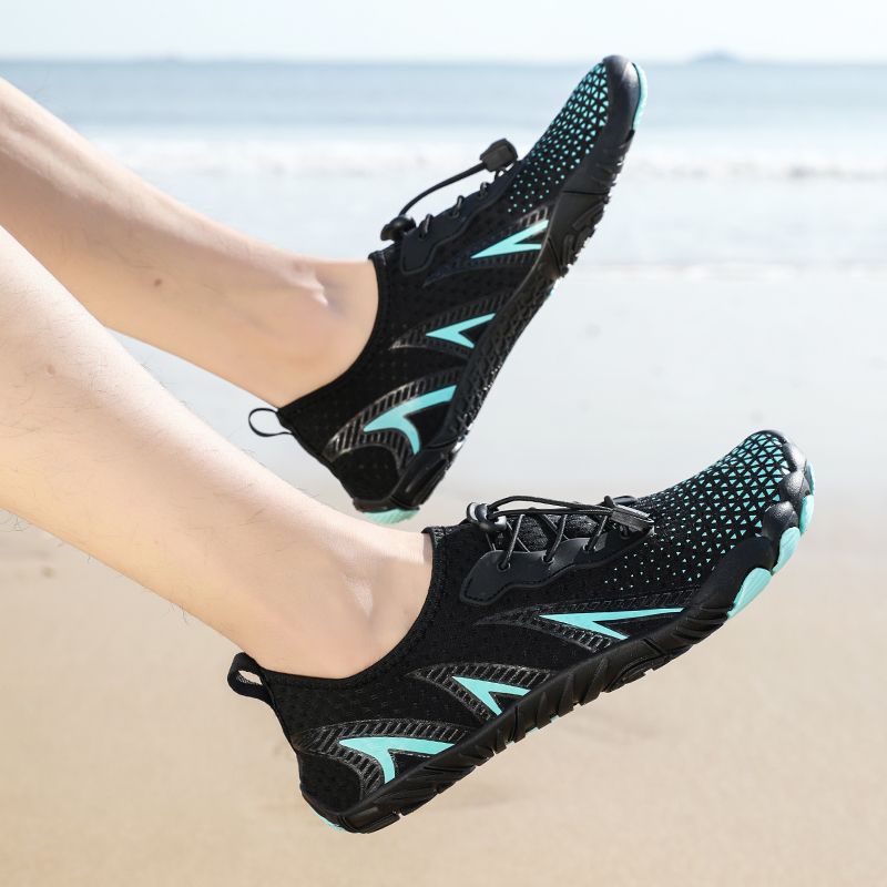 Lady Upstream Shoes Aqua Shoes Barefoot Swimming Shoes Black