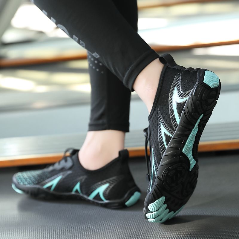 Lady Upstream Shoes Aqua Shoes Barefoot Swimming Shoes Black