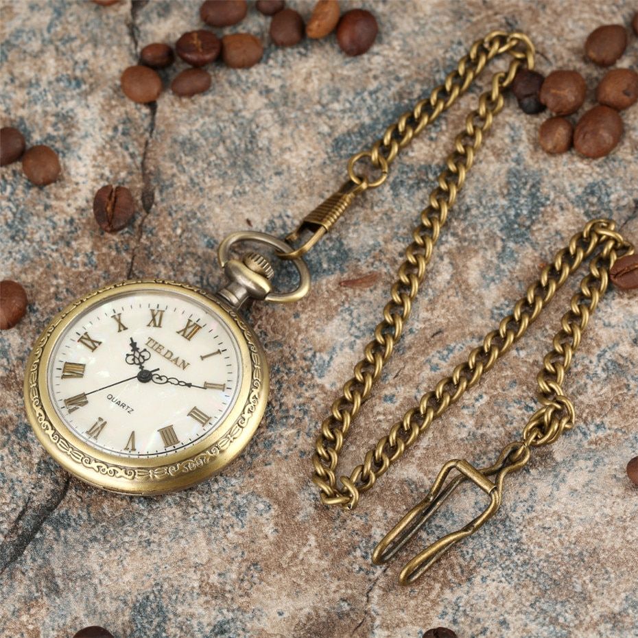 Bronze Retro Roman Numerals Display Quartz Pocket Watch