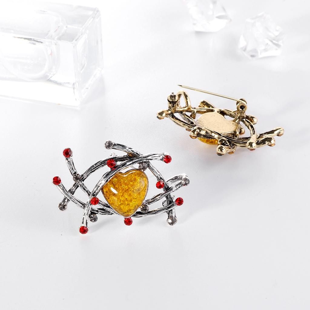 Brooch Retro Crystal Love Alloy Simple Sweater with
