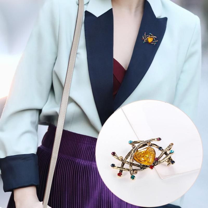 Brooch Retro Crystal Love Alloy Simple Sweater with