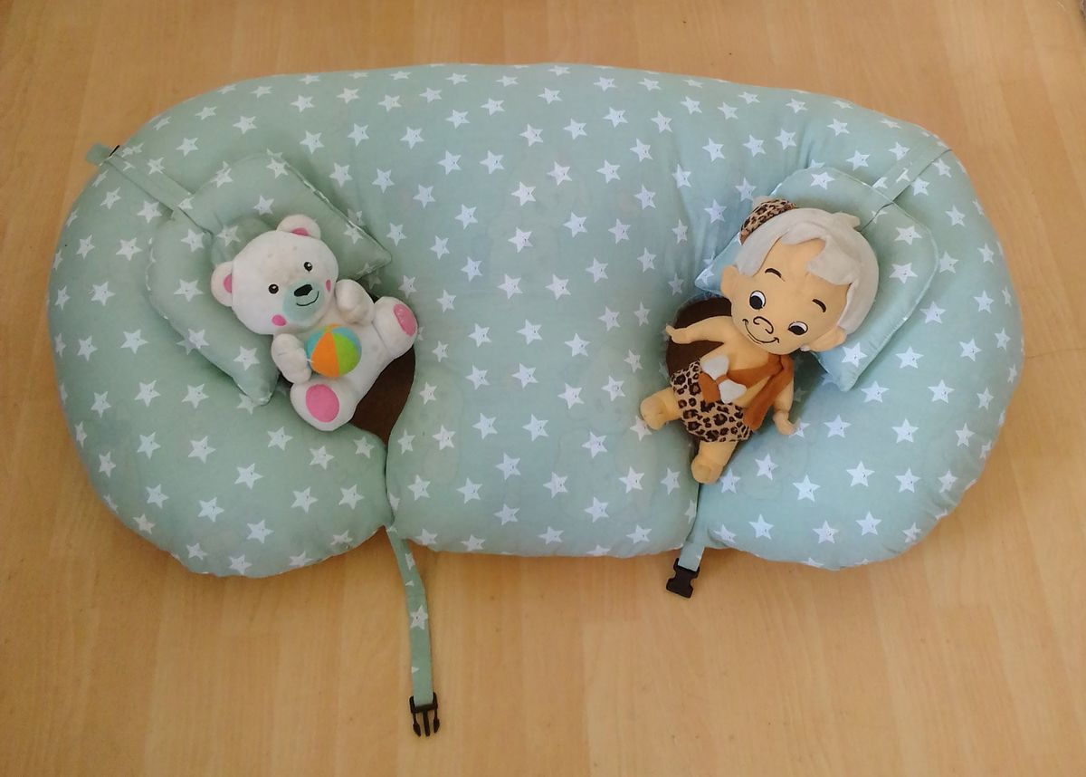 TWINS NURSING PILLOW, BREASTFEEDING AND SUPPORT PILLOW