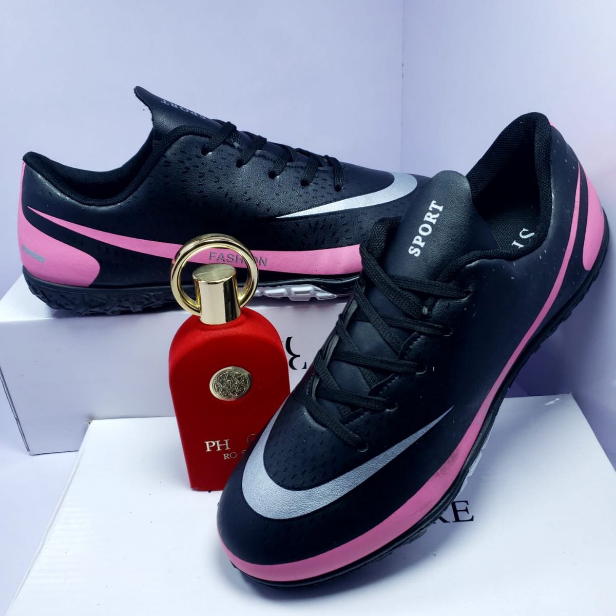 Men Sports Black Trainers