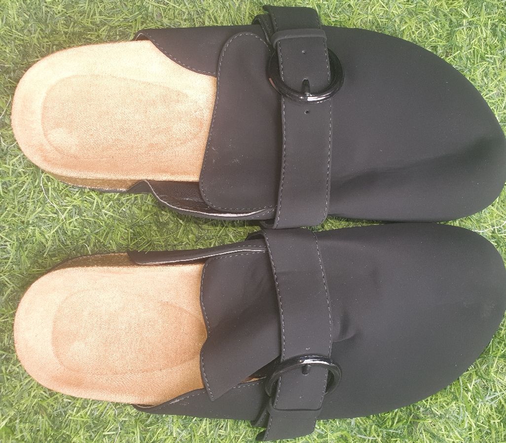 2022 Ladies Half Suede Buckle Styled  Slippers