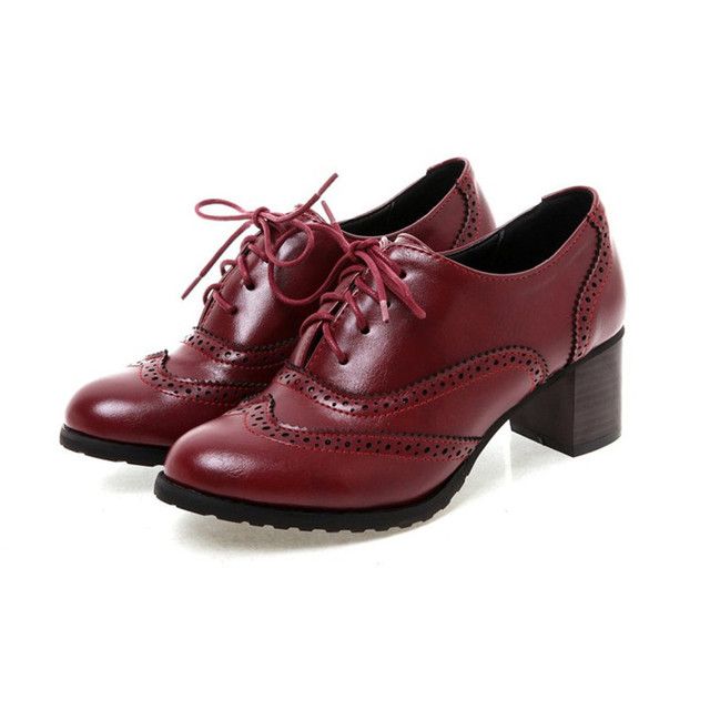 The Women Of The Low Brogue Pump Shoes