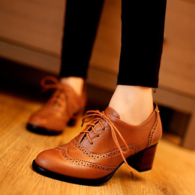 The Women Of The Low Brogue Pump Shoes