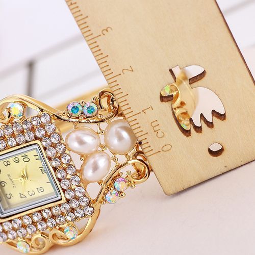 Wholesale Luxury Pearl Diamonds Women Bracelet Watches