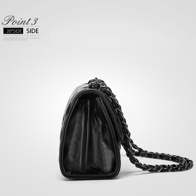 Women's Vintage Argyle Across Body Shoulder Bag - Black