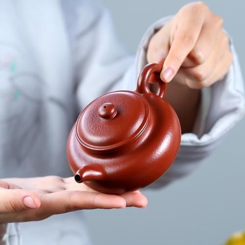 Yixing Recommended Pure Hand Teapot Pan Yeli Leather Dahongpao Double Cover Archaize