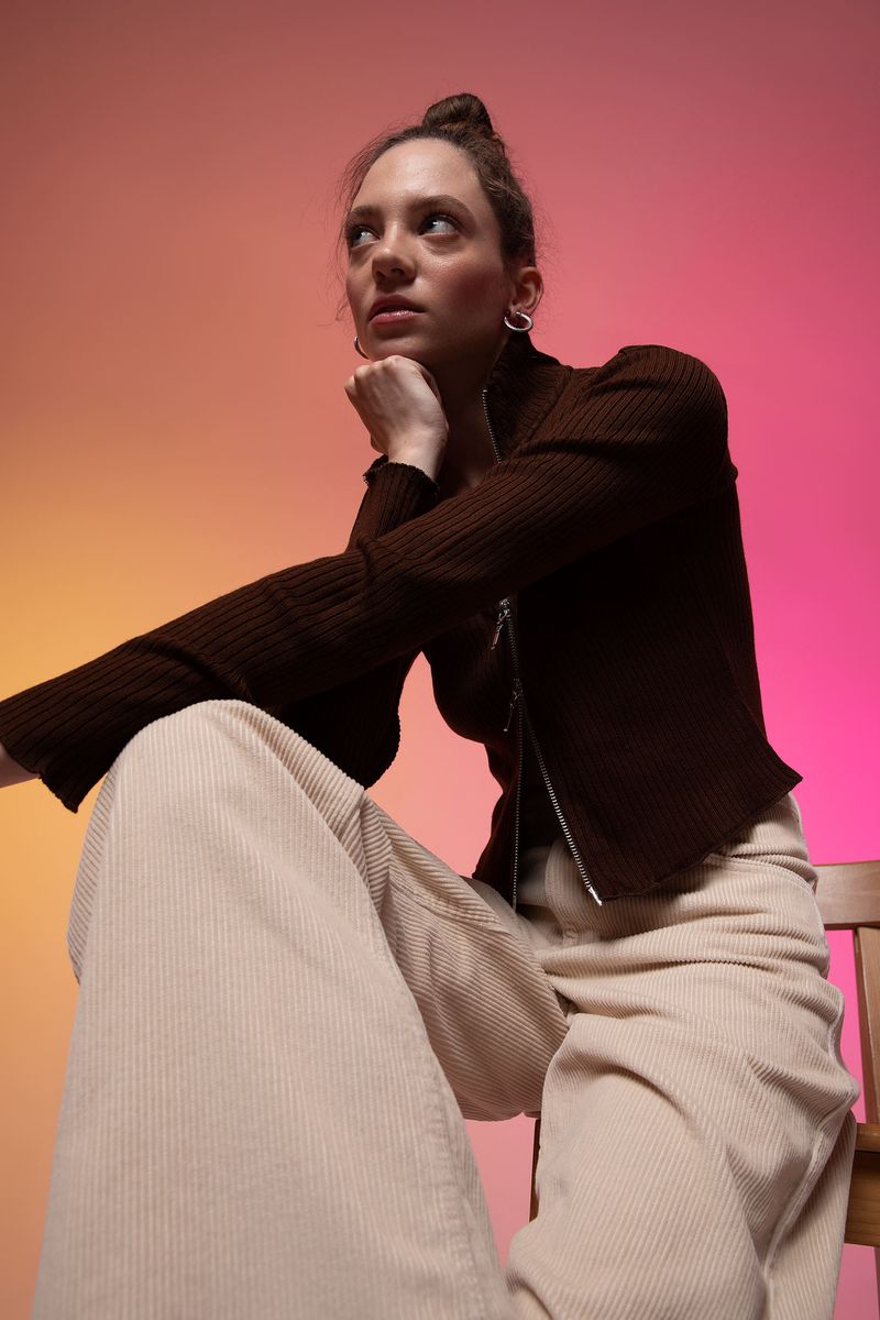 Woman - Mock Neck Long Sleeve Fitted Knitted Cardigan-Brown