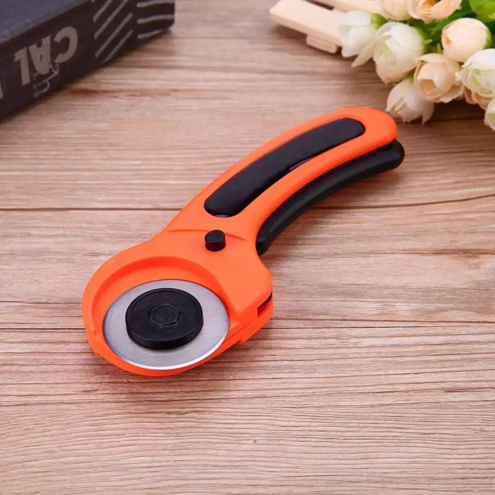 Manual Rotary Cutter Quilting Sewing Paper Cloth Fabric Cutting Craft Tool 45mm Rotary Cutter For Patchwork Sewing Accessories