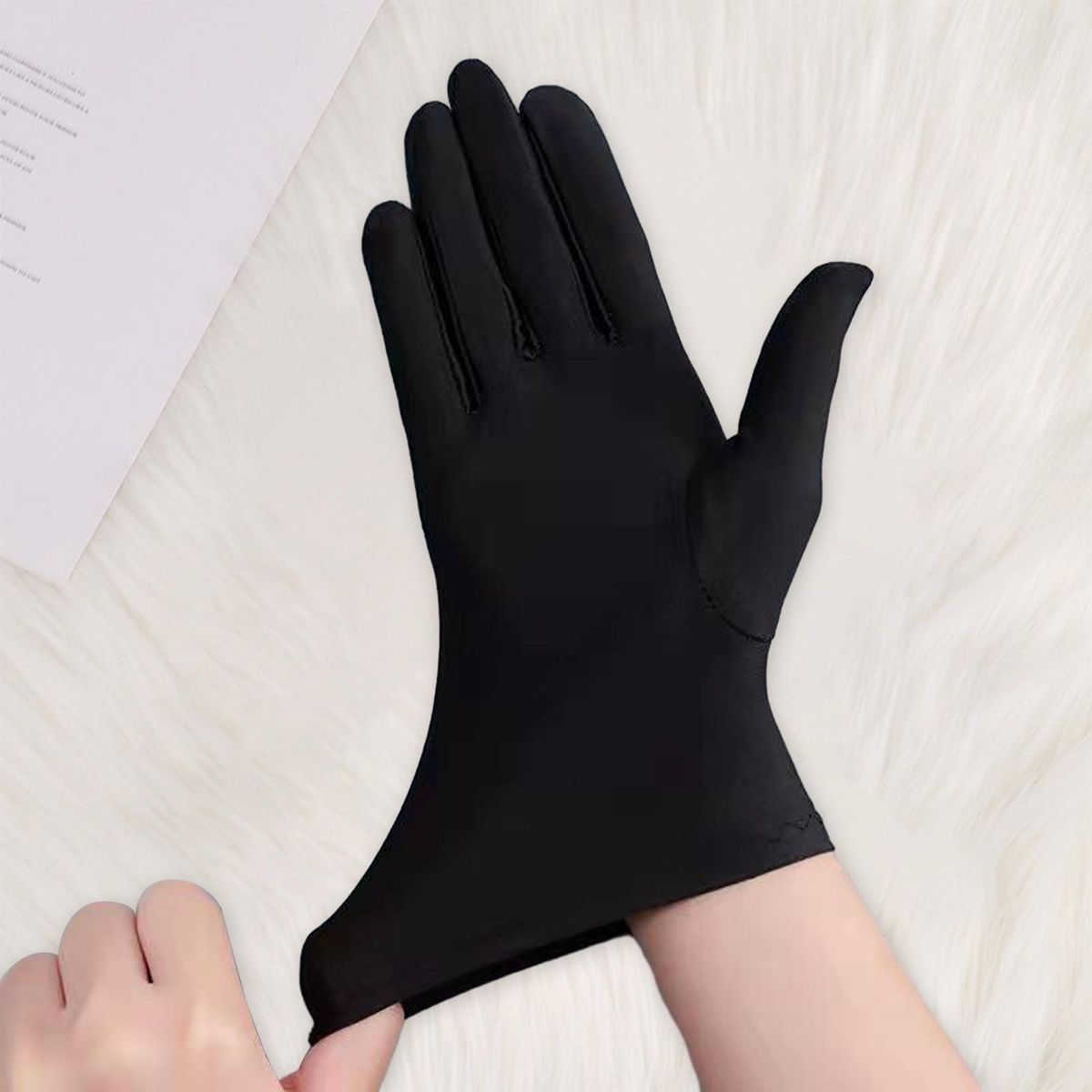 Women Men Gloves Versatile Five-finger Winter Gloves Elastic for Stage Black