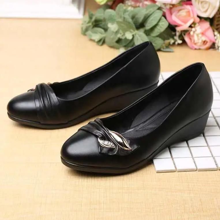 Ladies Fashion Casual Flat Shoes Office Shoes-Black