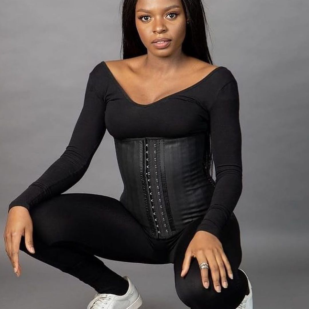 LATEX 25 STEEL BONES WAIST TRAINER ( BLACK)