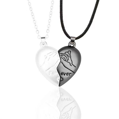 1 Pair Of Pull Hook Heart-shaped Magnetic Couple Necklace