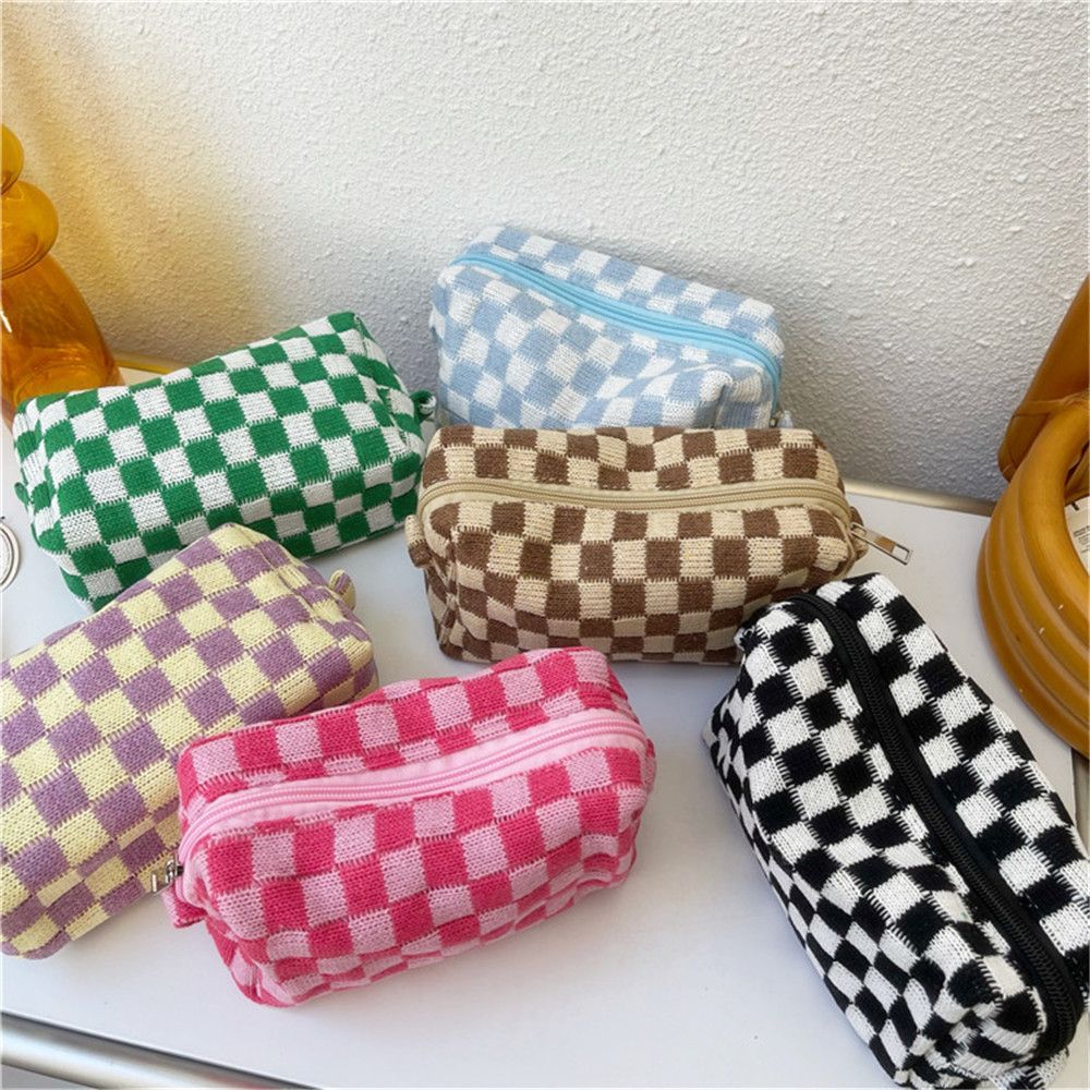 Ins Checkerboard Knitted Cosmetic Bag Cases Organizer Pouch